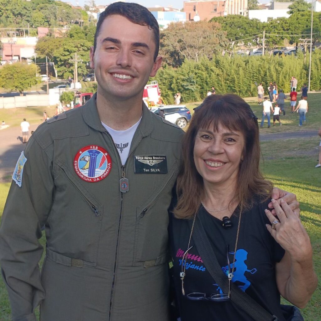 Apresentação da Esquadrilha da Fumaça em Valinhos