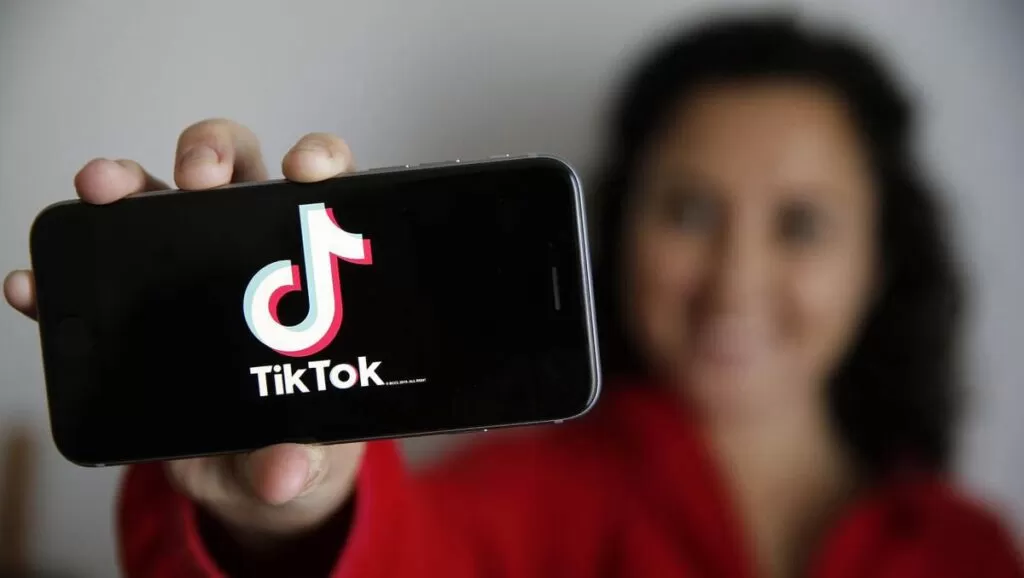 TikTok e a descoberta de viagens