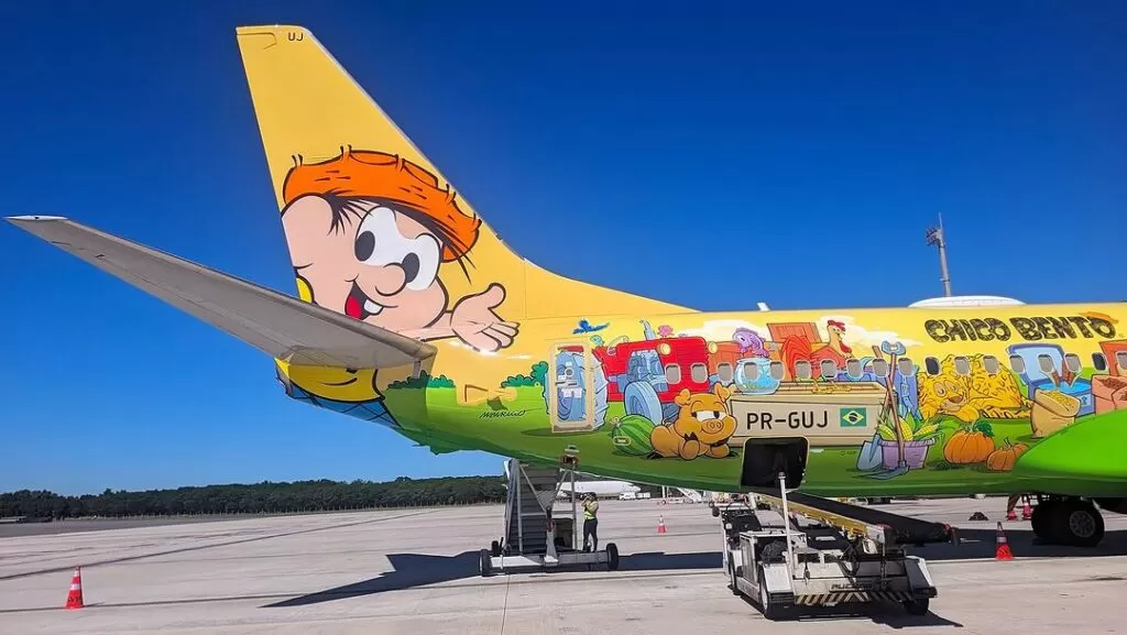 Gol apresenta avião temático do Chico Bento